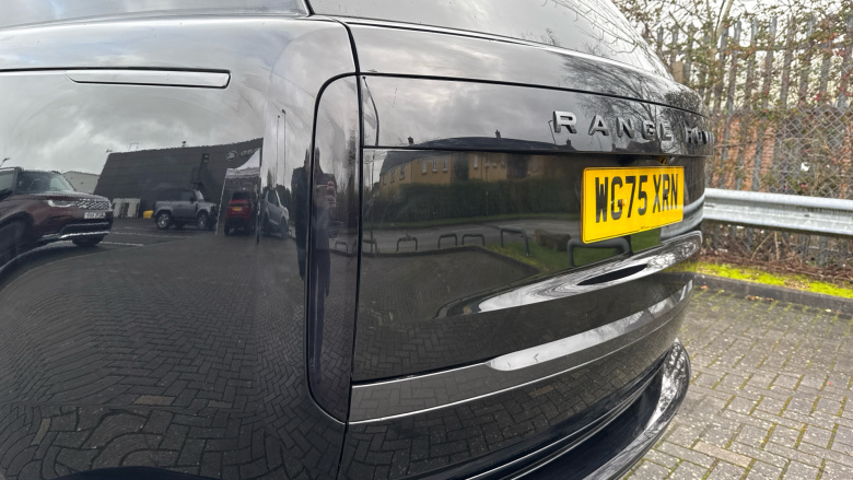 Land Rover Range Rover 3.0 D300 Autobiography 4dr Auto Diesel Estate